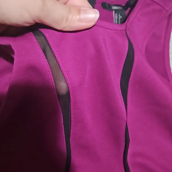 Dress - Picture 3 of 4